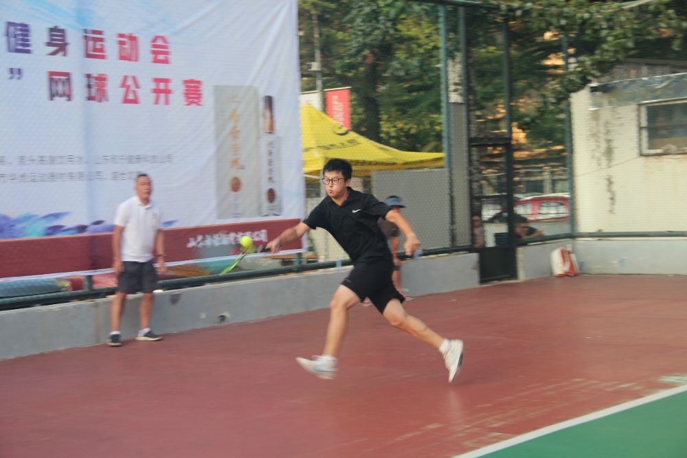 枣庄市第十三届全民健身运动会暨第一届“帝豪酒业杯”网球公开赛(图4)